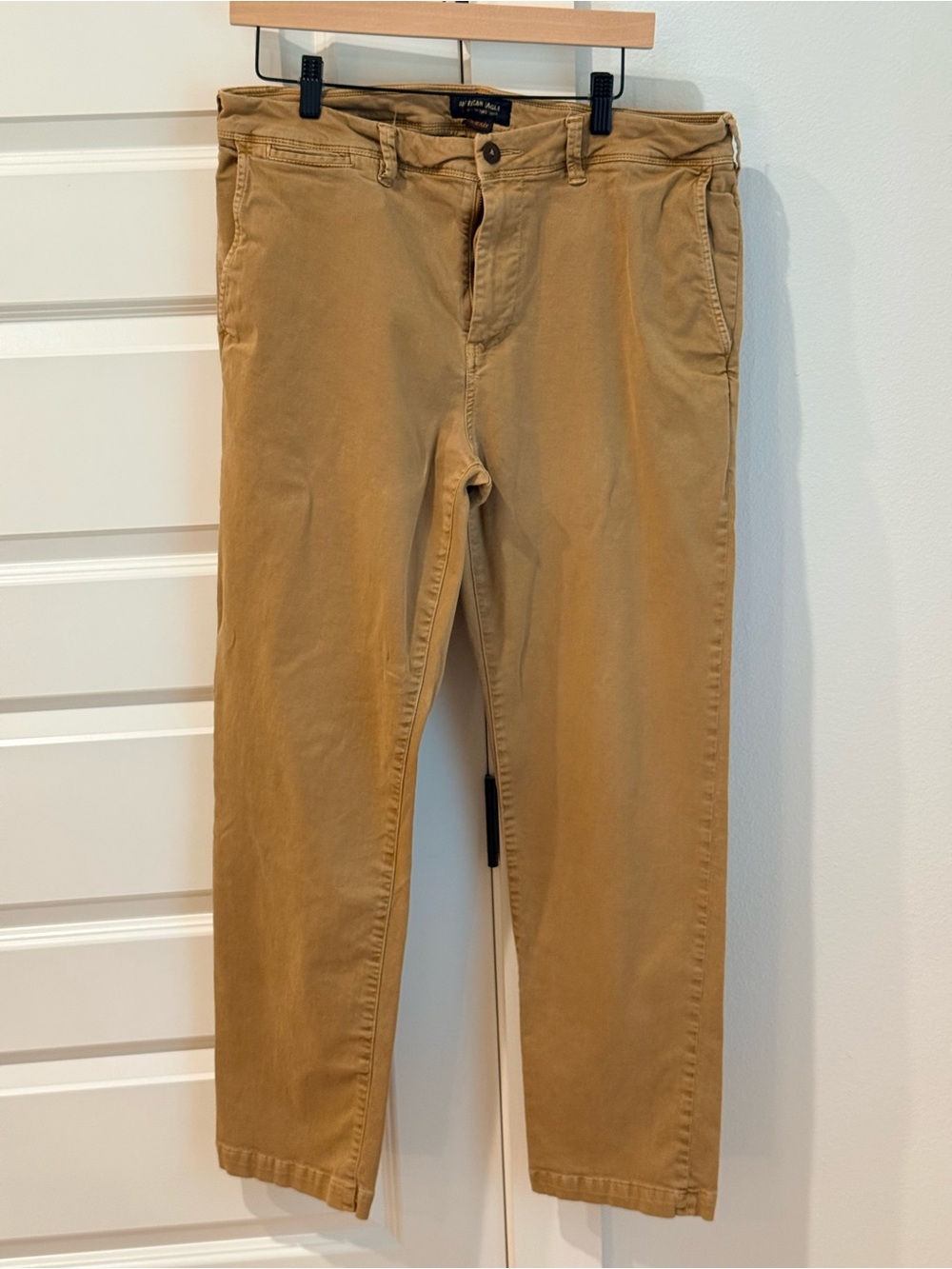 American Eagle Men's Tan Casual Chino Pants